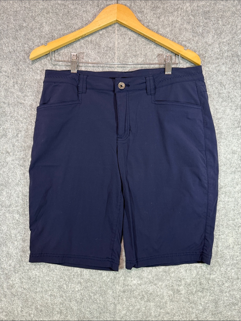 Eddie Bauer Bermuda Shorts - Womens 12 - Navy Blue Casual Beach Vacation Everday - Picture 1 of 10